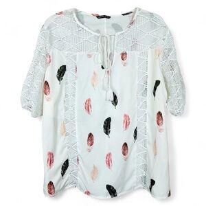 Noracora Top Womens XL White with Feather Print Lace Detail